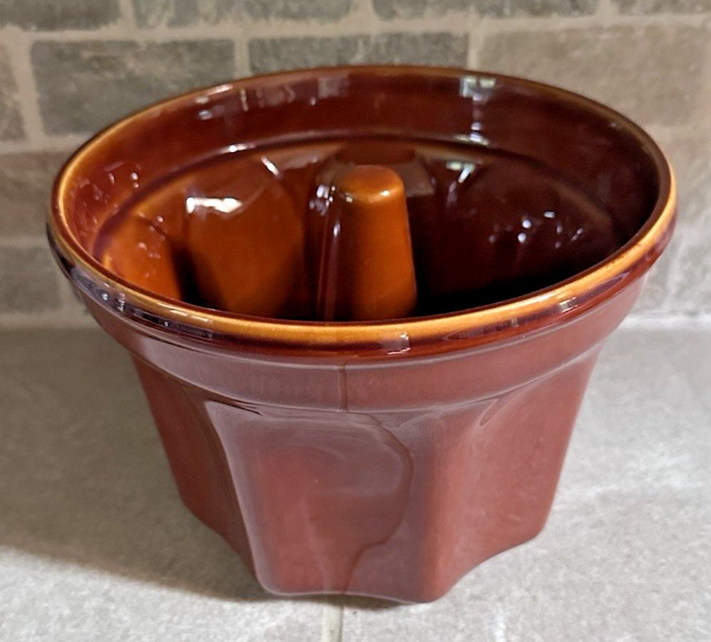 Willams-Sonoma Monkey Bread Mold Brown Glazed